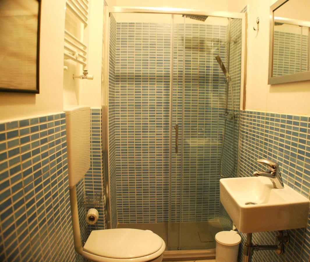 Albergoteatro La Spezia Bagian luar foto