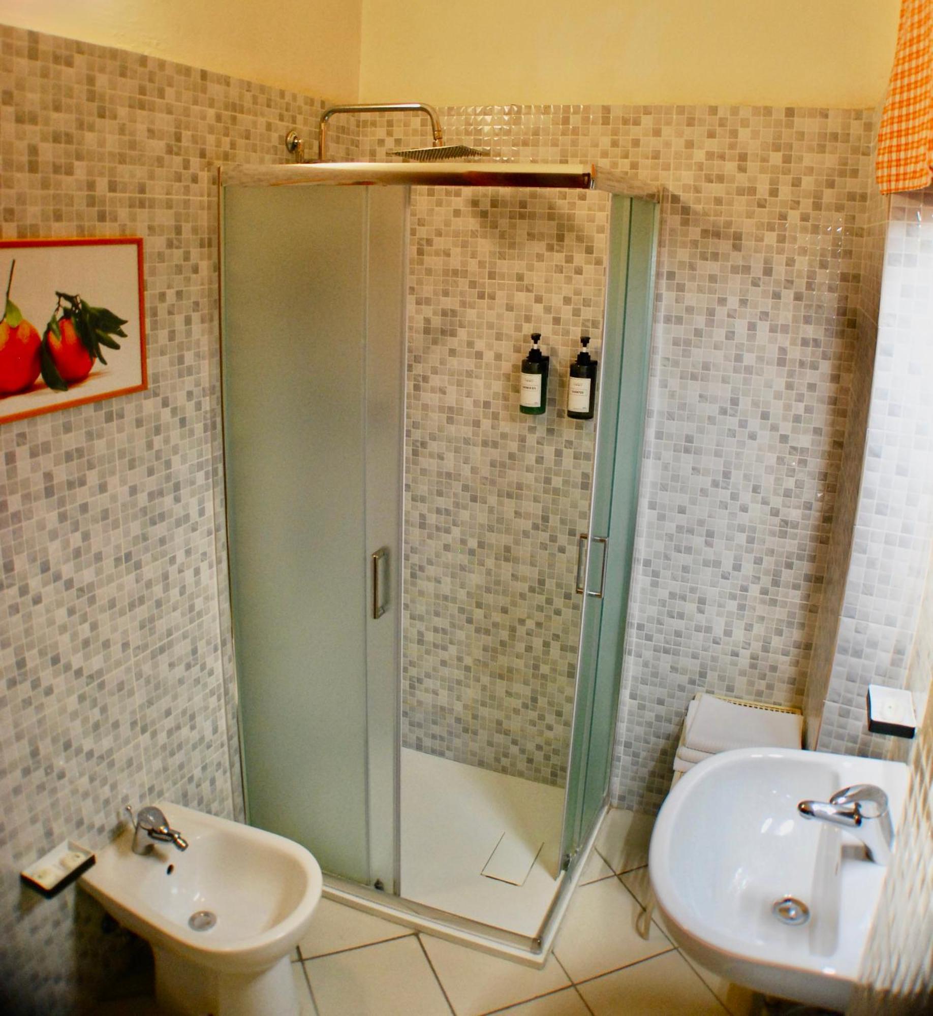 Albergoteatro La Spezia Bagian luar foto