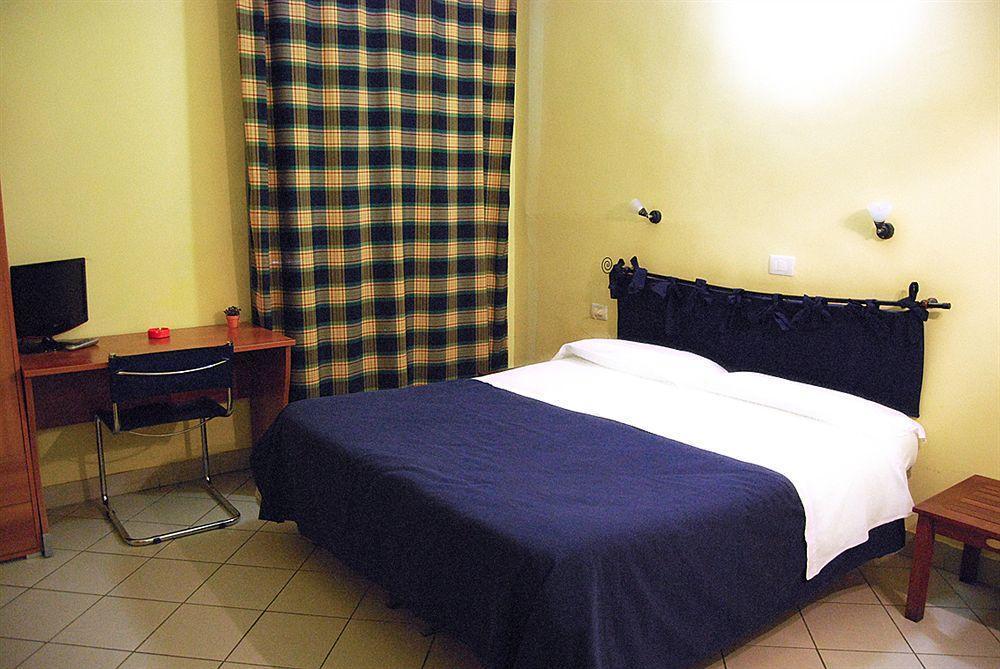 Albergoteatro La Spezia Bagian luar foto