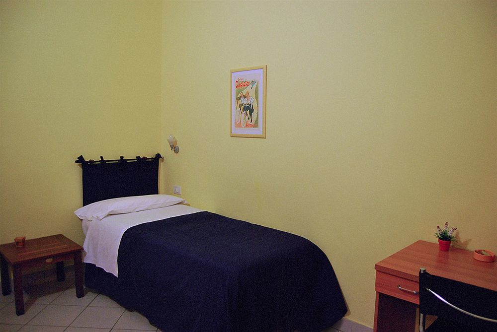 Albergoteatro La Spezia Bagian luar foto