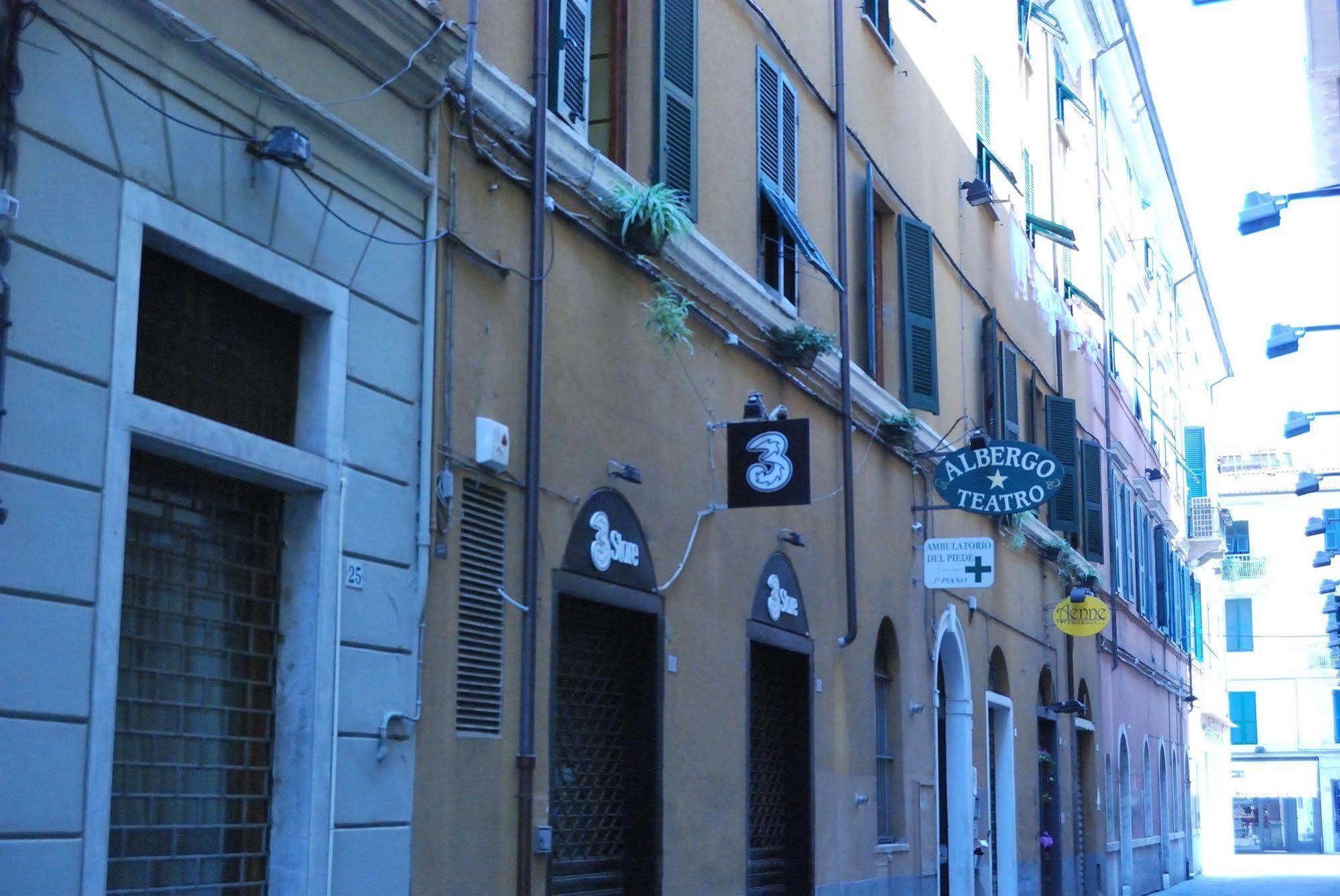 Albergoteatro La Spezia Bagian luar foto
