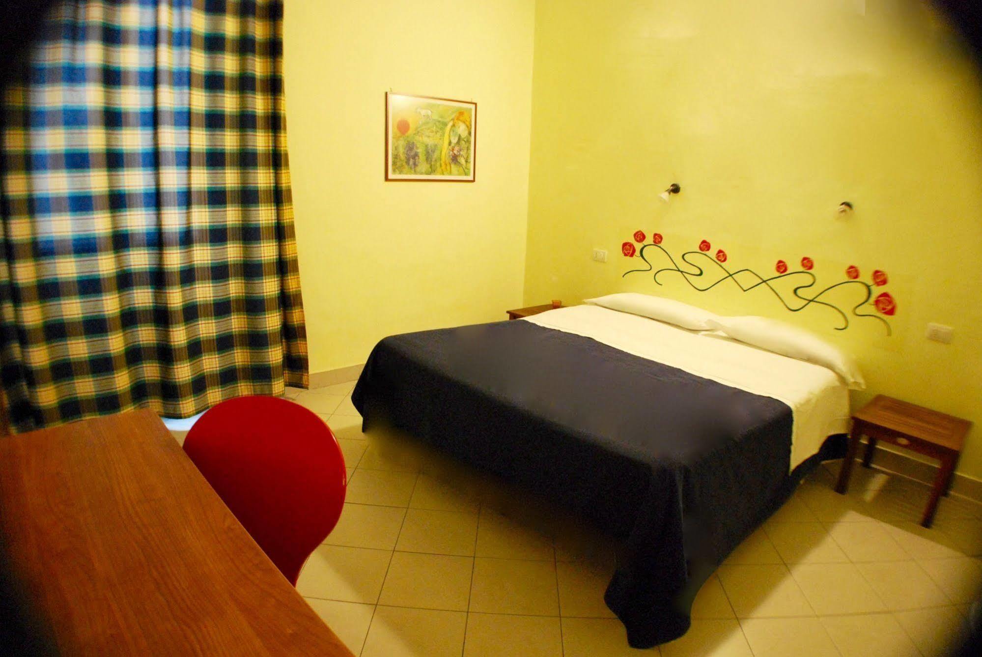Albergoteatro La Spezia Bagian luar foto