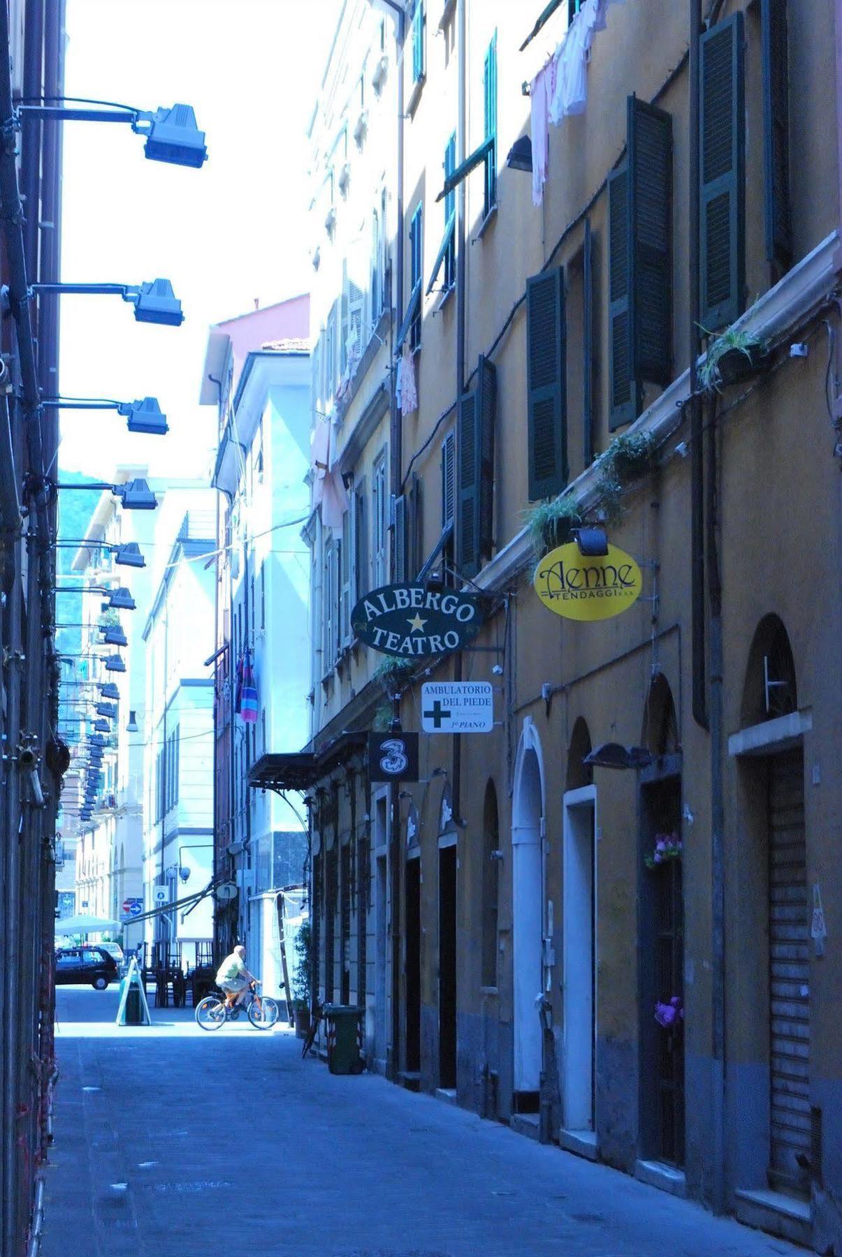 Albergoteatro La Spezia Bagian luar foto
